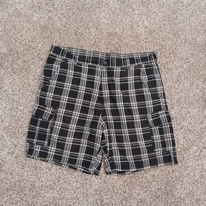 Basic Editions Men's Cargo Shorts - Size 40